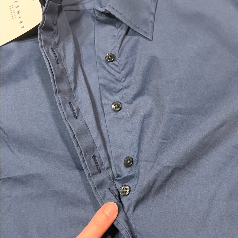 THE SHIRT by Rochelle Beherns , The icon shirt size medium, originally $135 - Picture 7 of 12